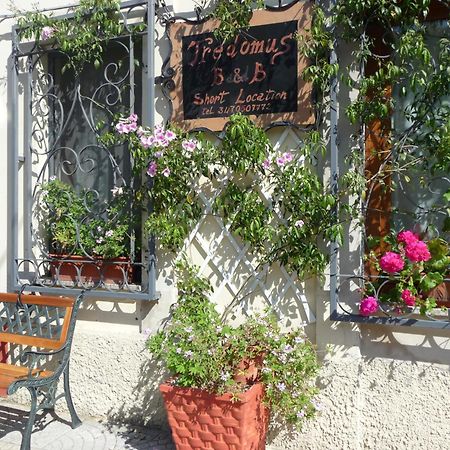 B&B Tredomus Tresnuraghes Exterior foto